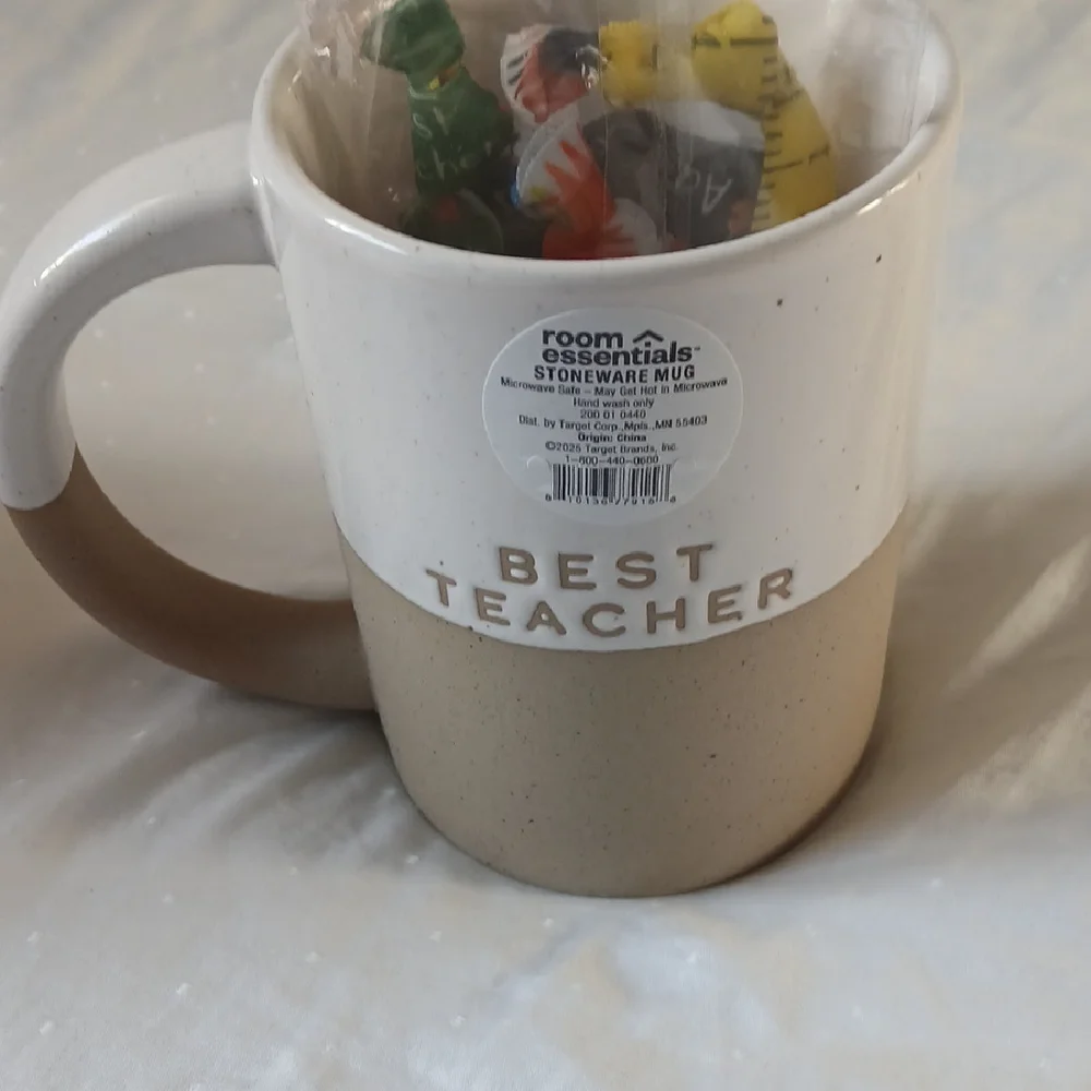 Best Teacher Mug with 4 Teachers Bracelts